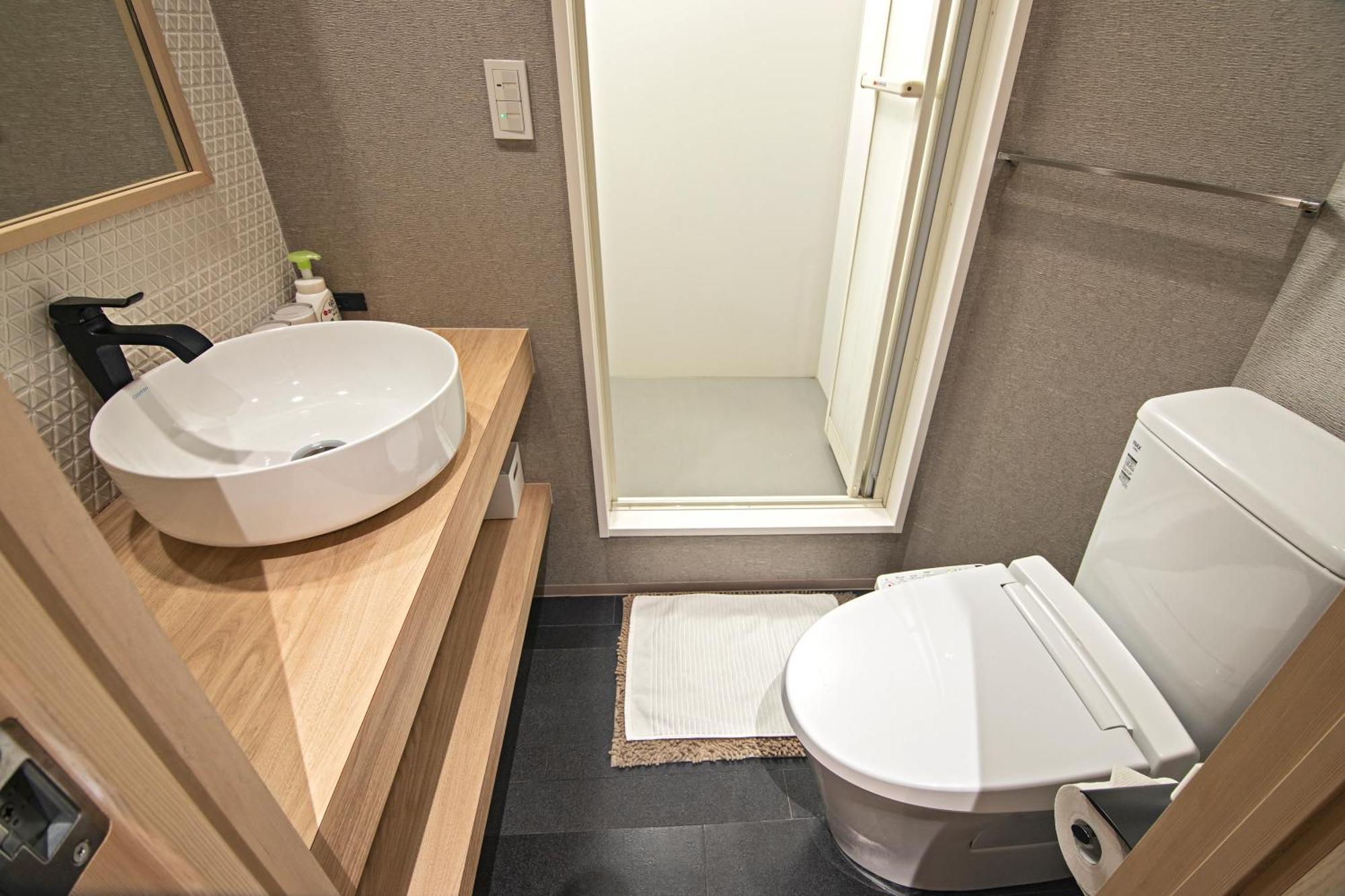 Home新町: Stylish New Near Shinsaibashi Apartamento Osaka