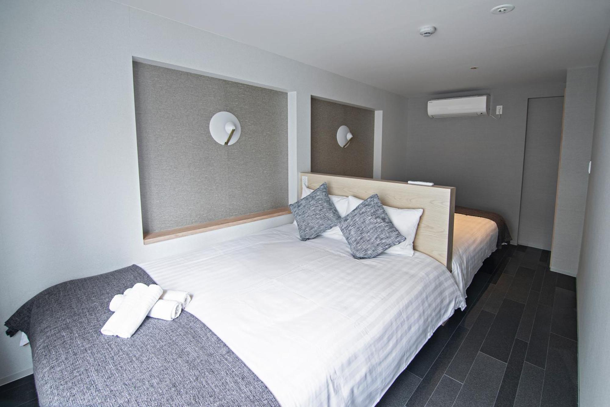 Apartamento Home新町: Stylish New Near Shinsaibashi *
