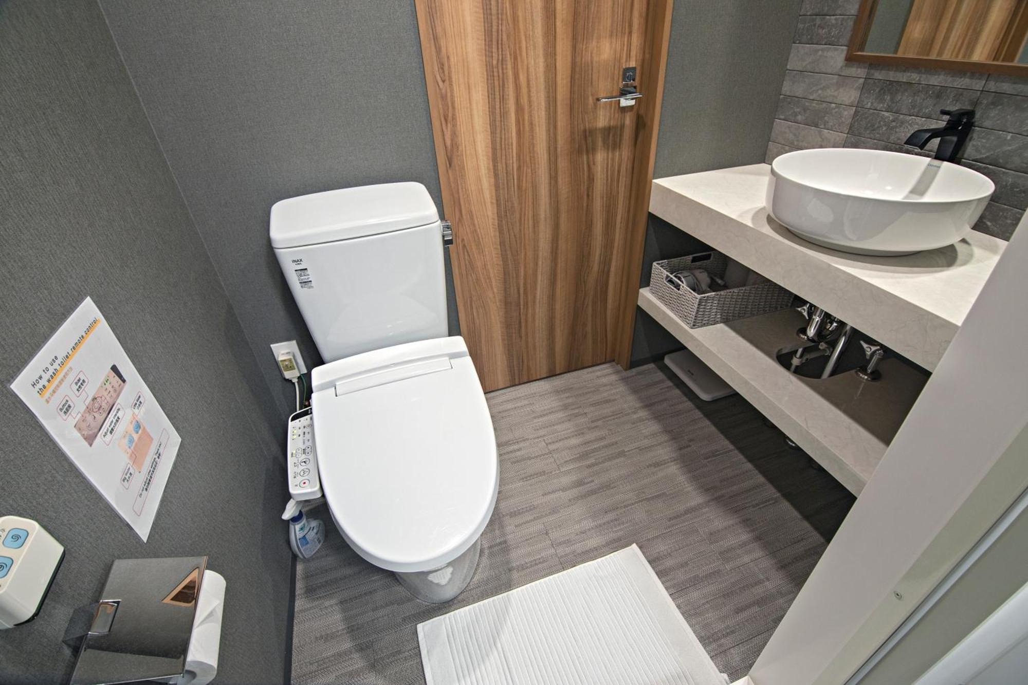 Apartamento Home新町: Stylish New Near Shinsaibashi *